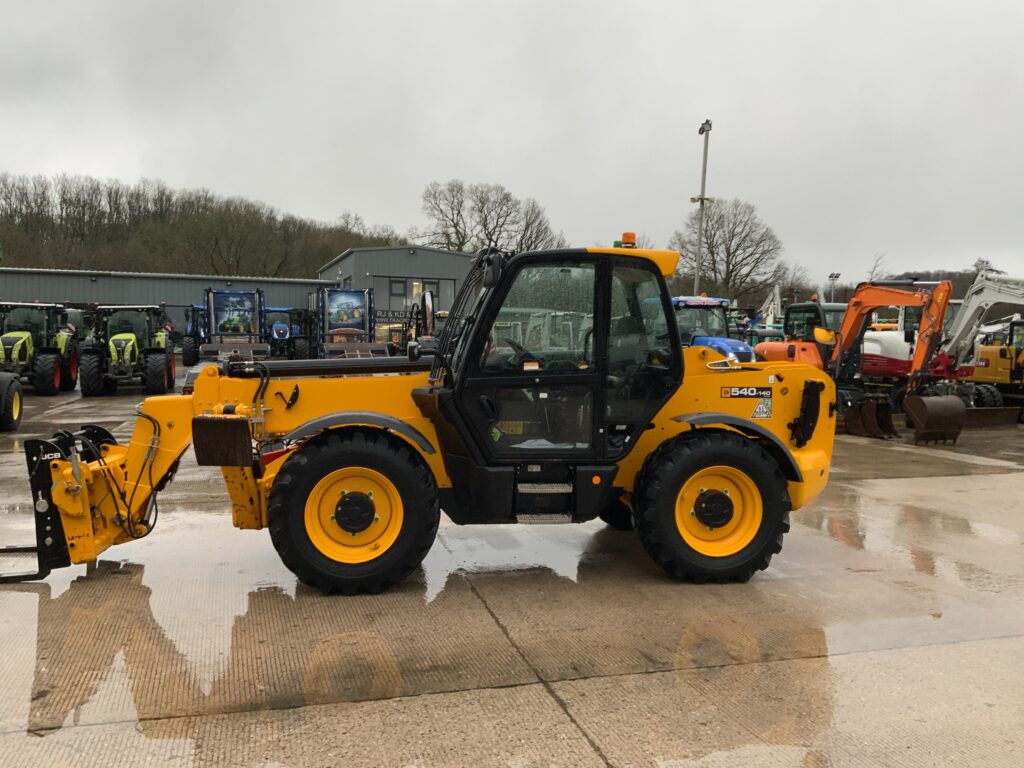 JCB 540-140 Hi Viz Telehandler (ST25293) JCB 540-140 Hi Viz Telehandler (ST25293)