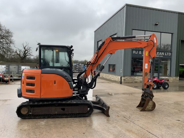 Hitachi ZX65 USB-5A Digger (ST25602) - RJ and KD McLean Ltd