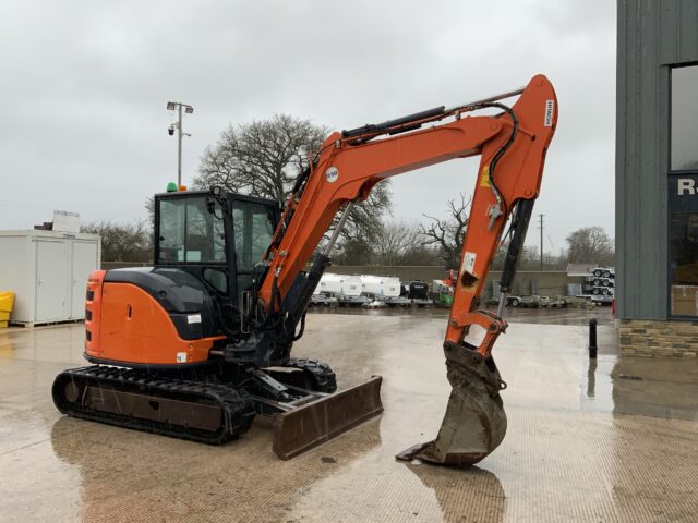 Hitachi ZX65 USB-5 Digger (ST25603) - RJ and KD McLean Ltd