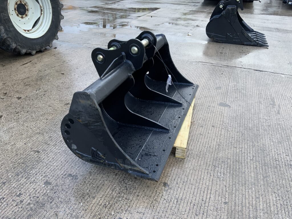 New Rhinox Grader Bucket
