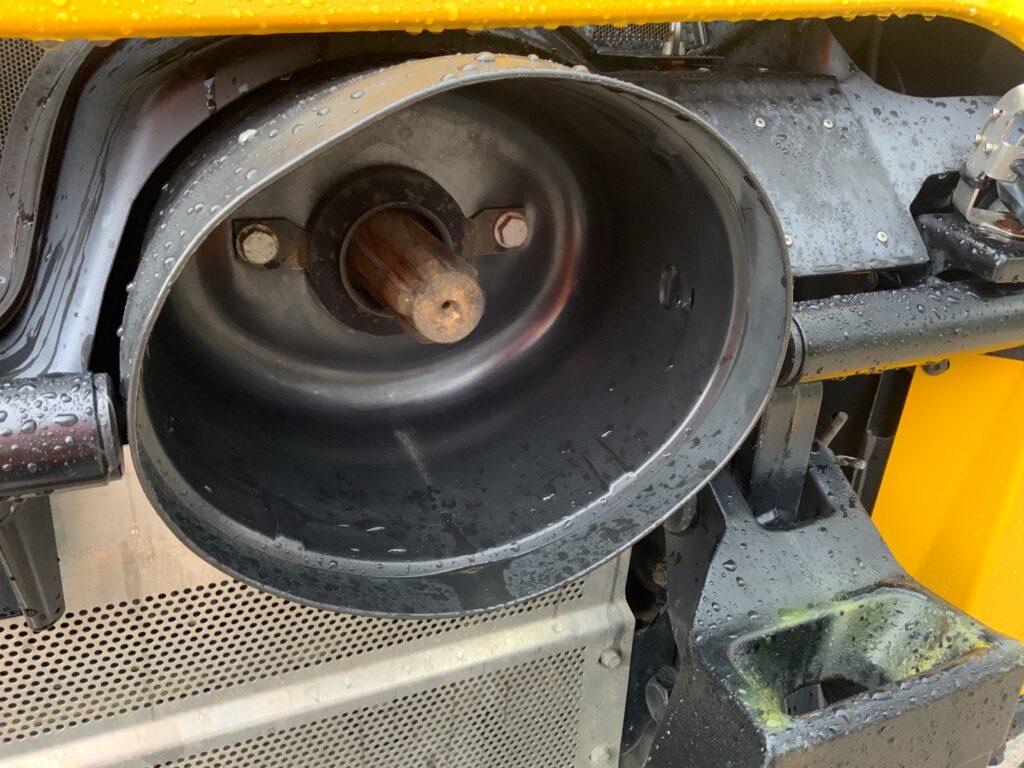 Mercedes-Benz Unimog U318 (ST25547)