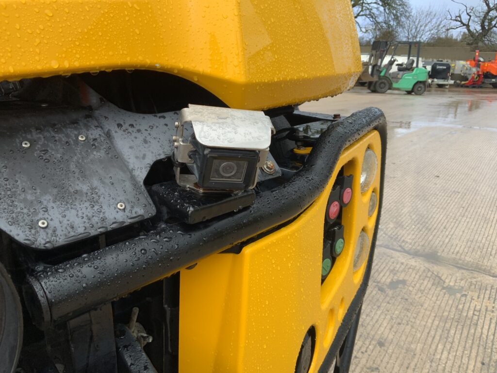 Mercedes-Benz Unimog U318 (ST25547)