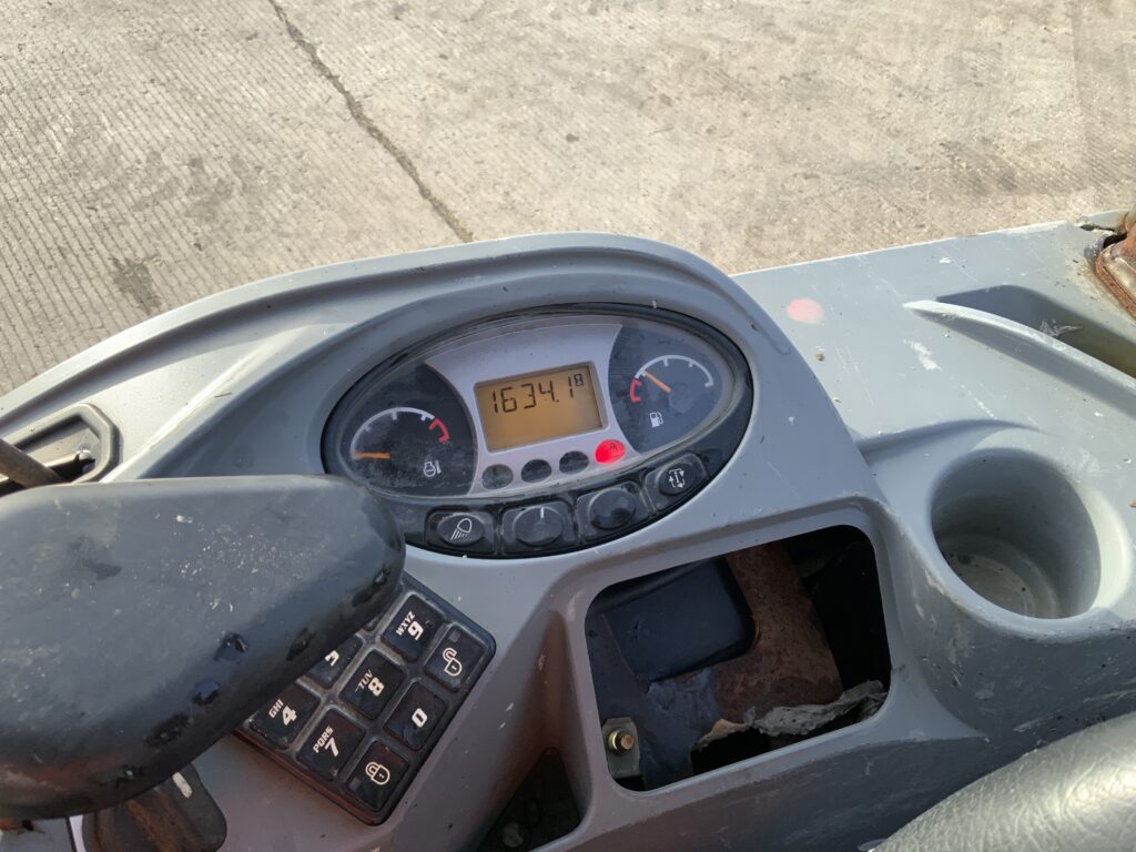 Bobcat E19 Digger (ST25474)