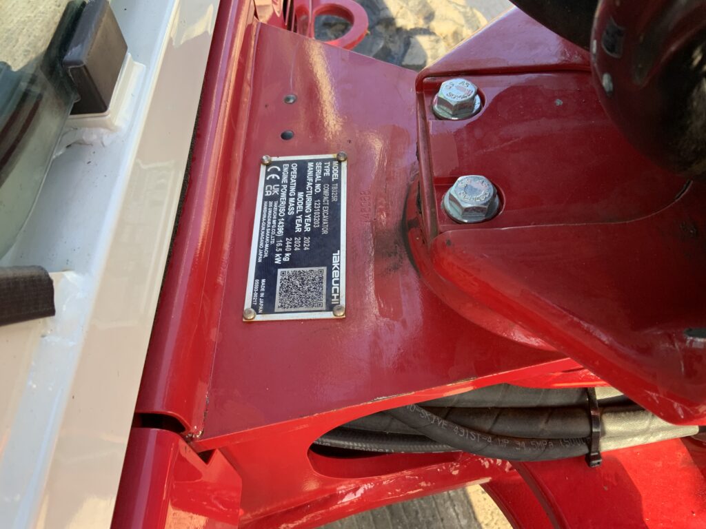 Takeuchi TB325 Digger (ST25489)