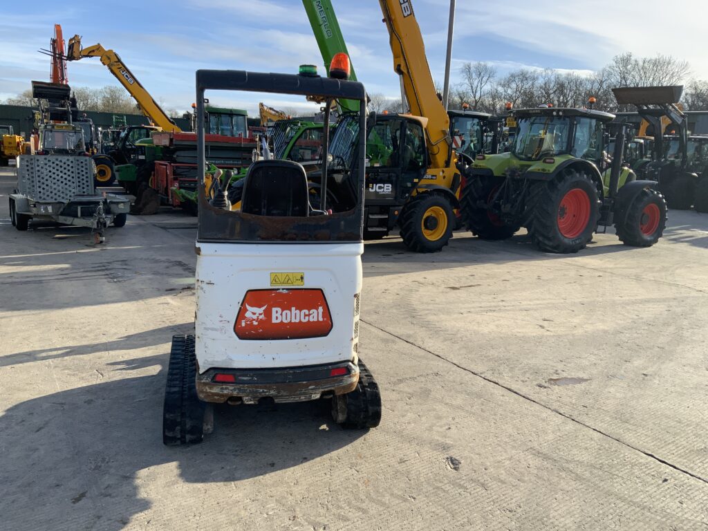 Bobcat E19 Digger (ST25471)