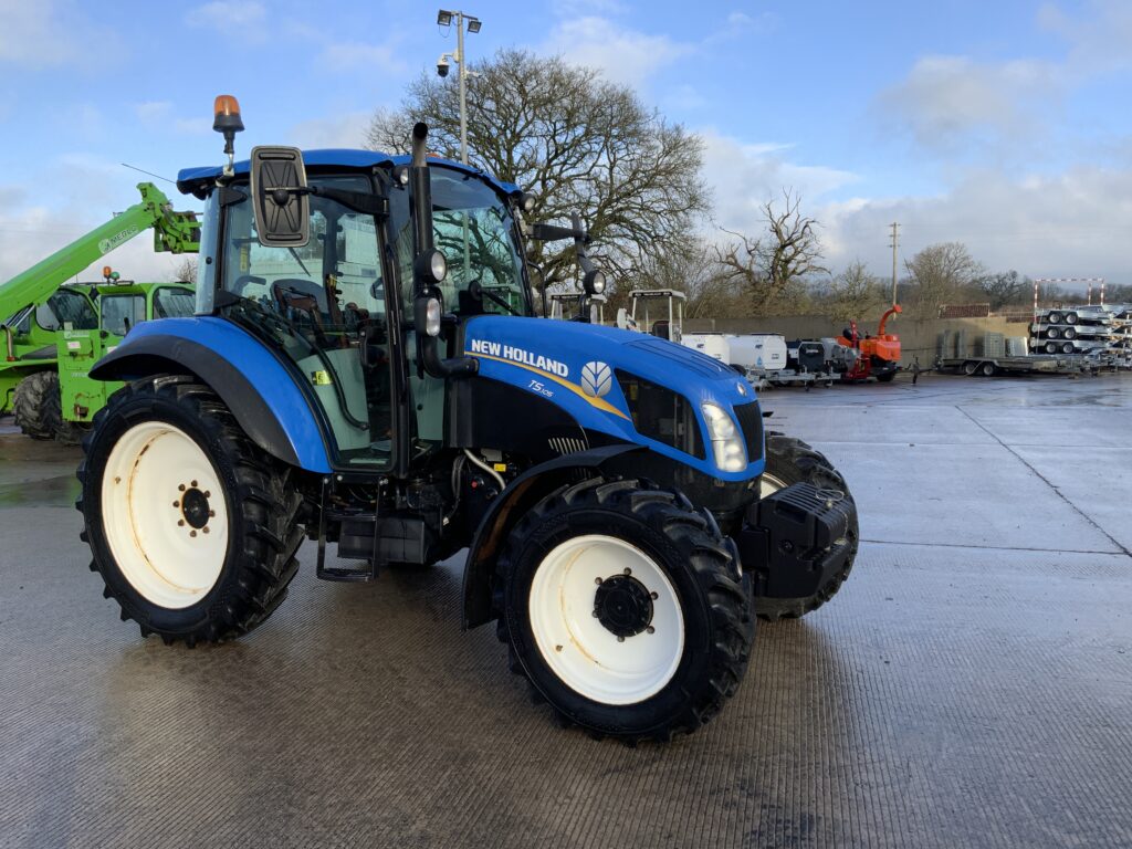 New Holland T5.105 Super Steer Tractor (ST25689)