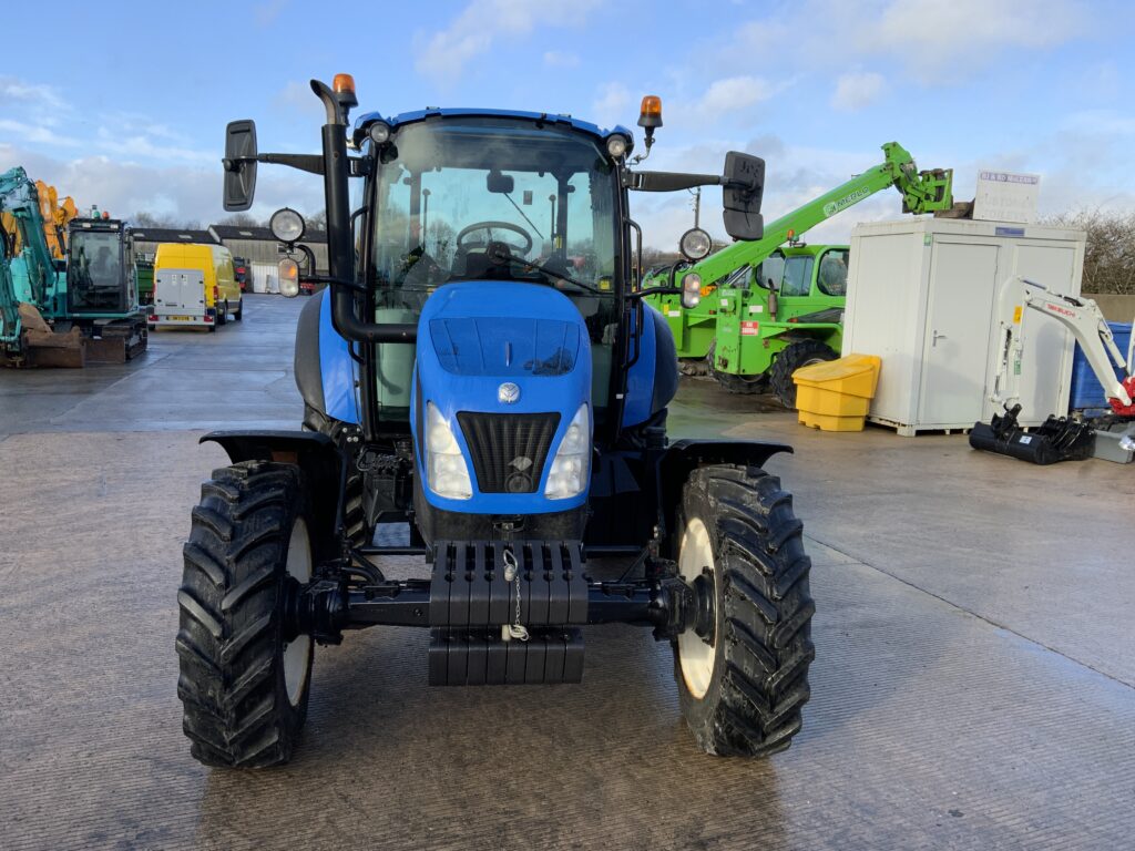 New Holland T5.105 Super Steer Tractor (ST25689)