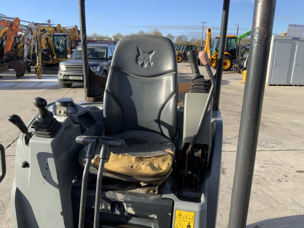 Bobcat E19 Digger (ST25471)