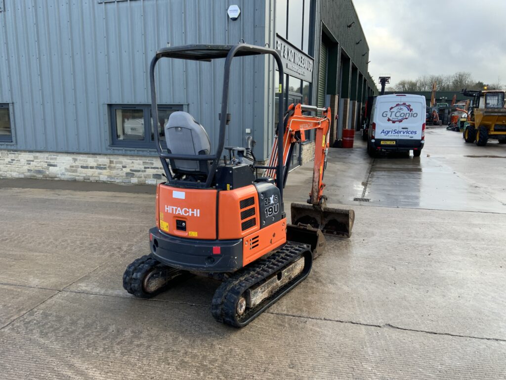 Hitachi Zaxis 19U Digger