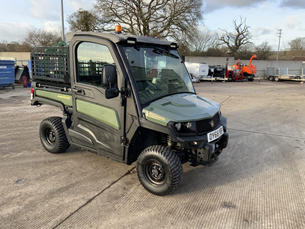 John Deere XUV 865M Gator ATV (ST25353)