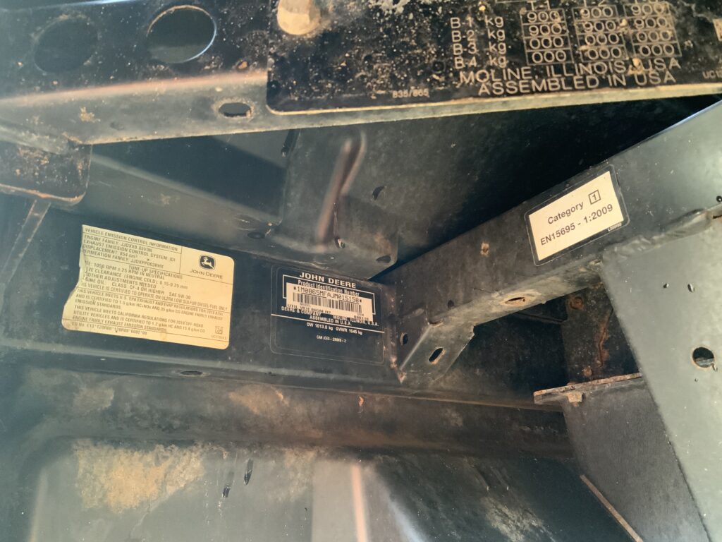 John Deere XUV 865M Gator ATV (ST25353)