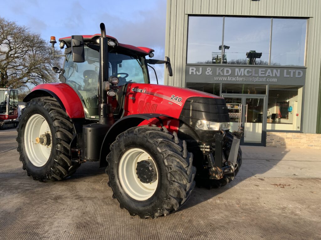 Case Puma 240 CVX Tractor (ST25359)
