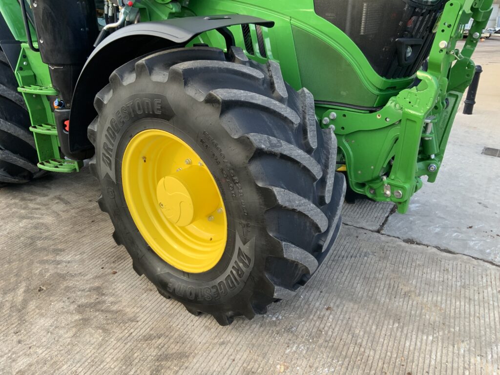 John Deere 6155R Ultimate Edition Tractor (ST25415)