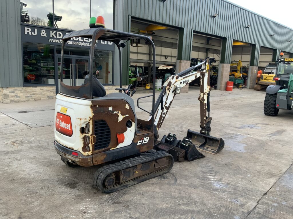 Bobcat E19 Digger (ST25466)