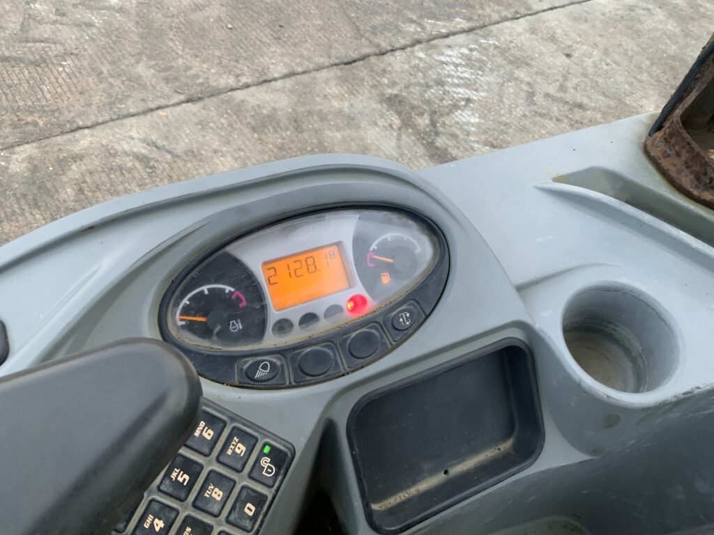 Bobcat E19 Digger (ST25466)