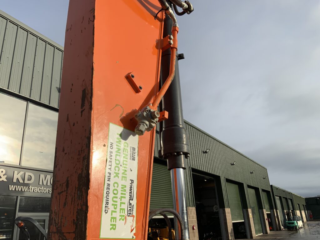 Doosan DX140 LCR-7 Digger (ST25352)