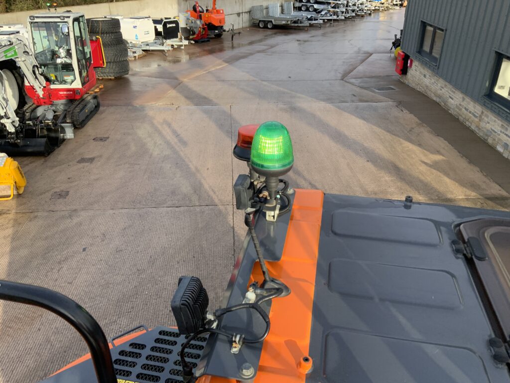 Doosan DX140 LCR-7 Digger (ST25352)