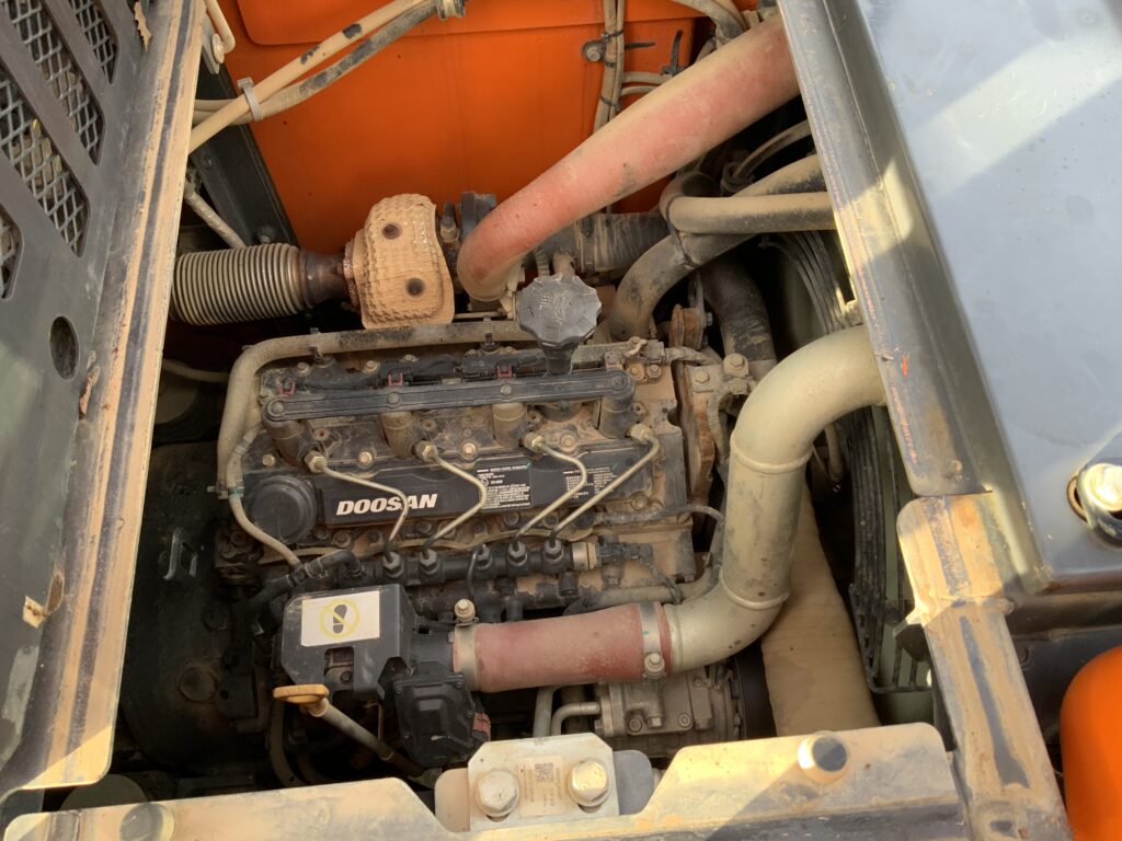 Doosan DX140 LCR-7 Digger (ST25352)