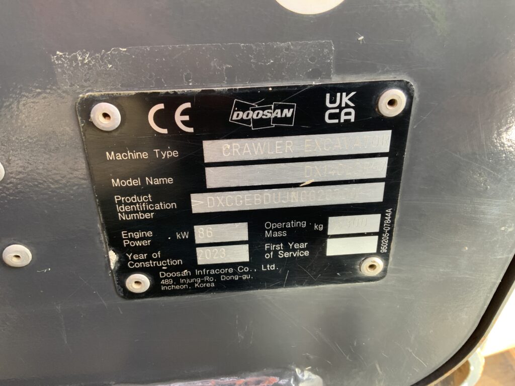 Doosan DX140 LCR-7 Digger (ST25352)