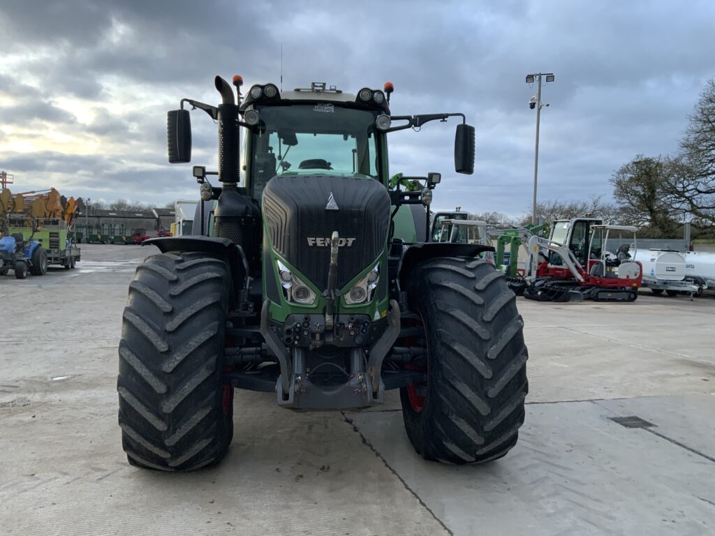 Fendt 939 Profi plus Tractor (ST25432)