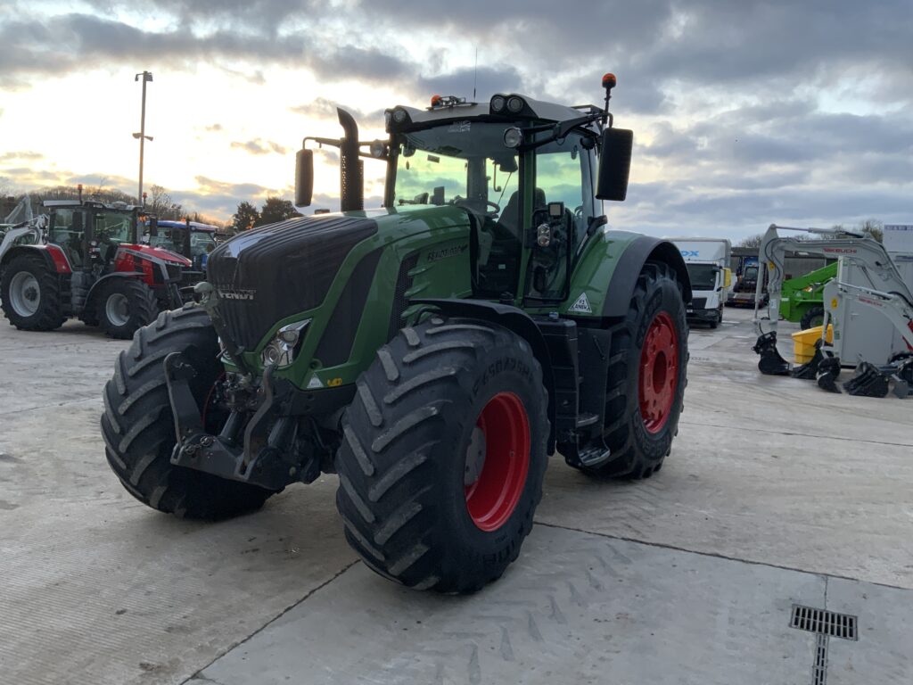 Fendt 939 Profi plus Tractor (ST25432)