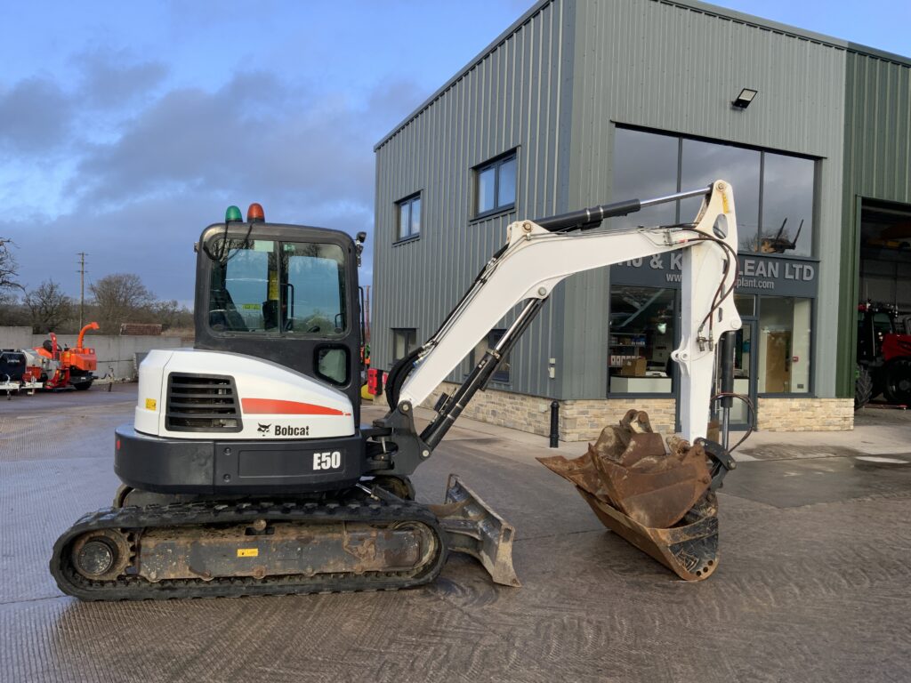 Bobcat E50 Digger