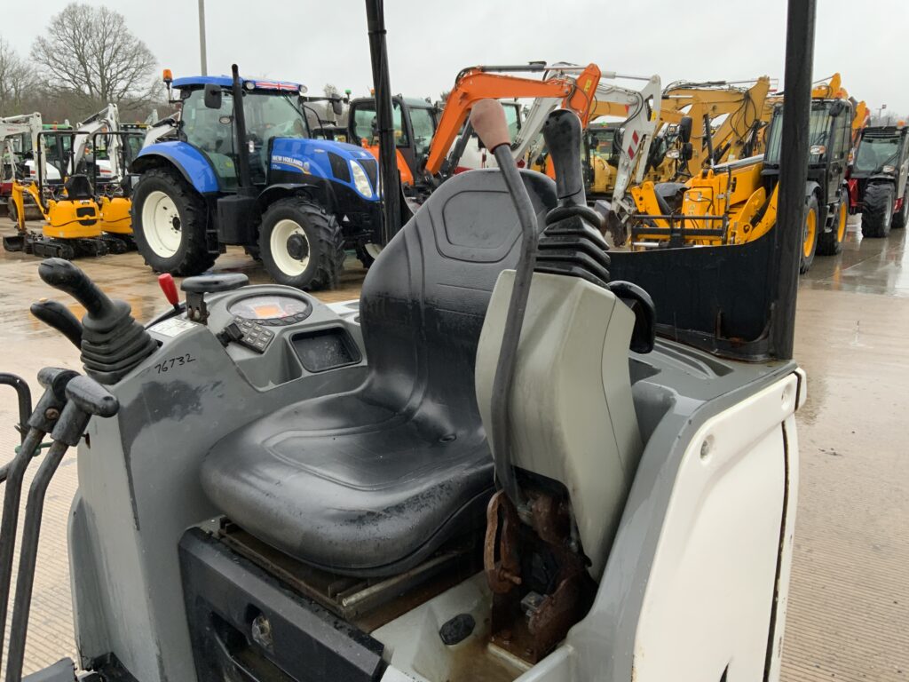 Bobcat E19 Digger (ST25467)