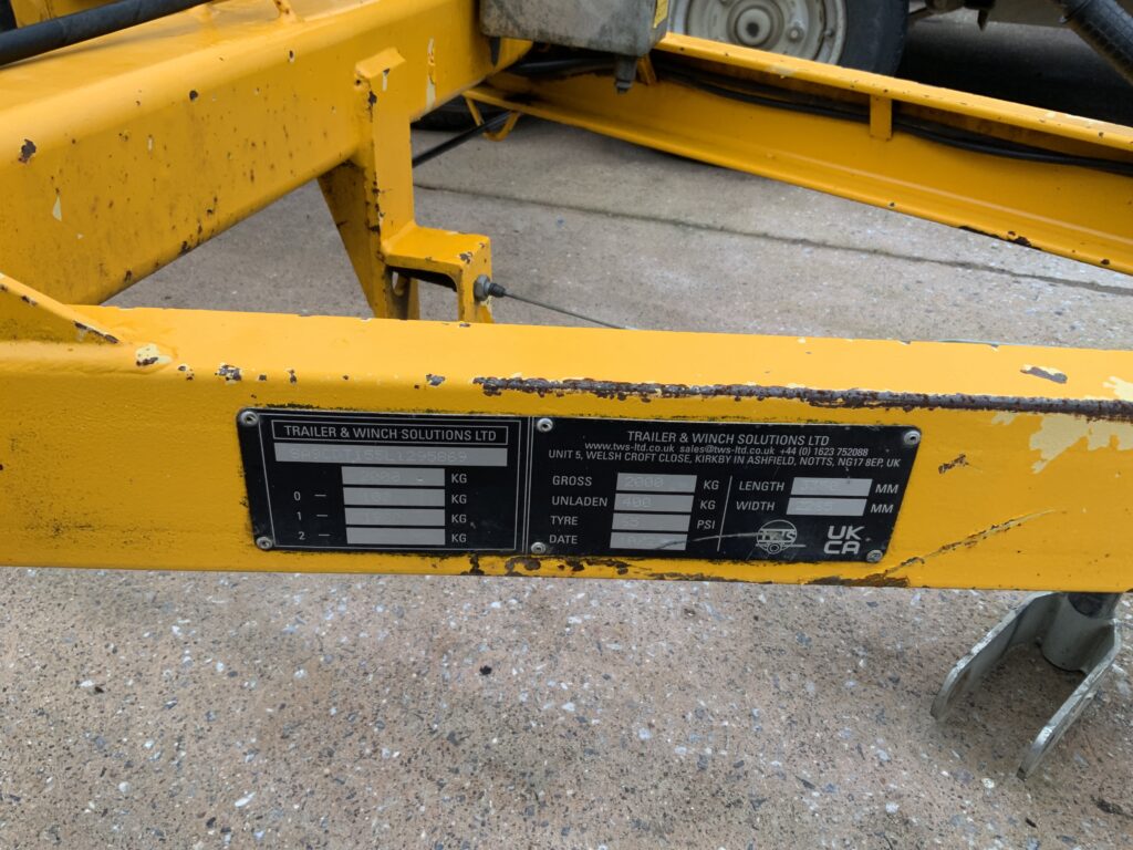 Choice of 3 Cable trailers