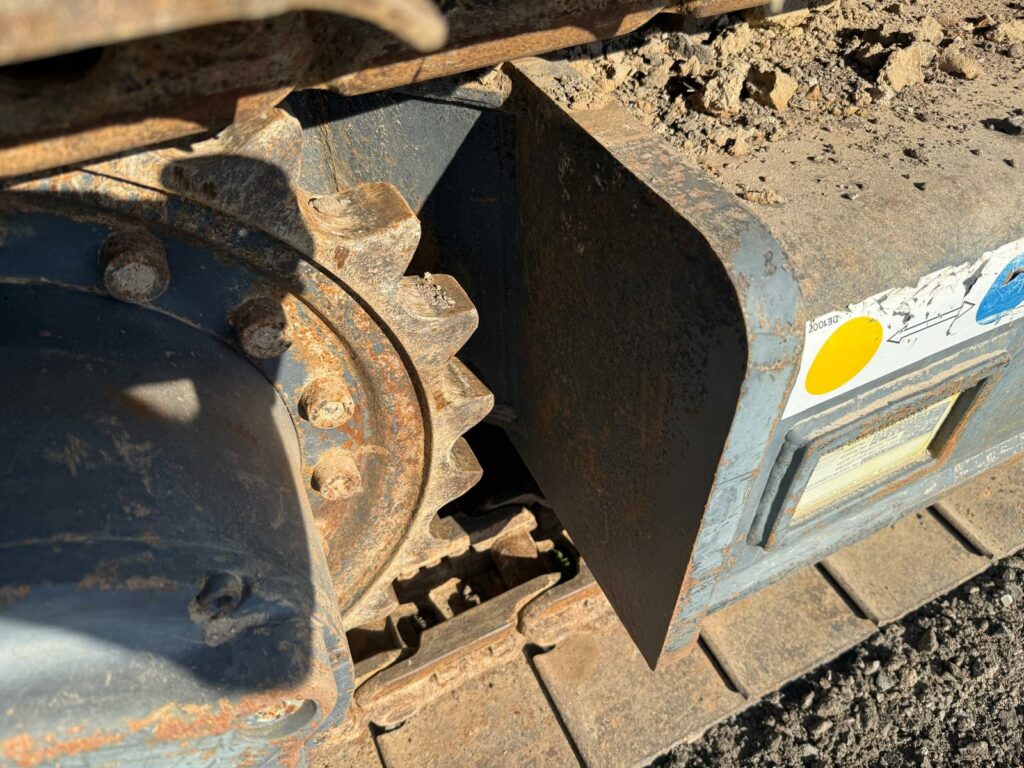 Sandvik QJ241 Crusher (ST22582)