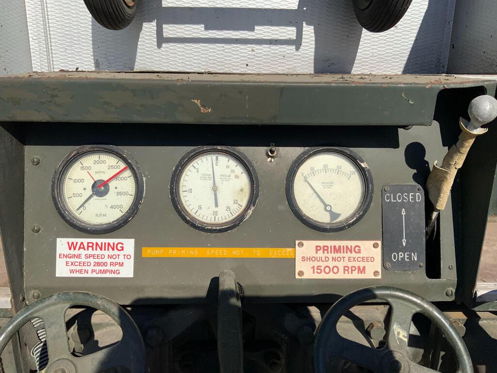 Bedford Green Goddess Fire Engine (ST23480)