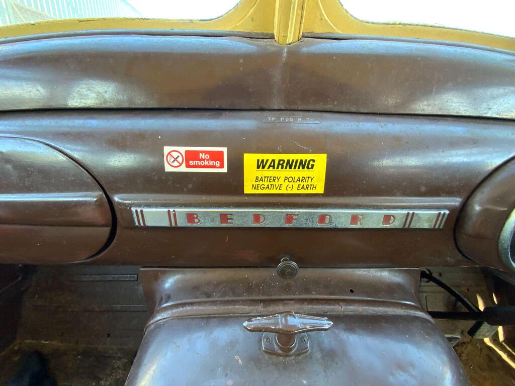 Bedford Green Goddess Fire Engine (ST23480)