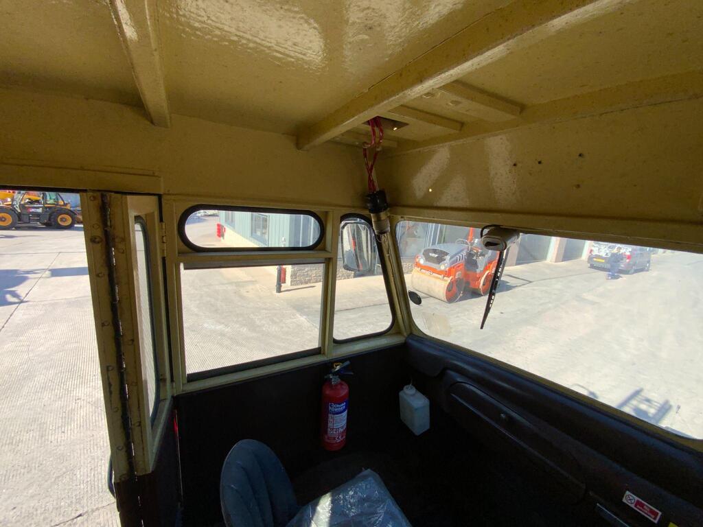 Bedford Green Goddess Fire Engine (ST23480)