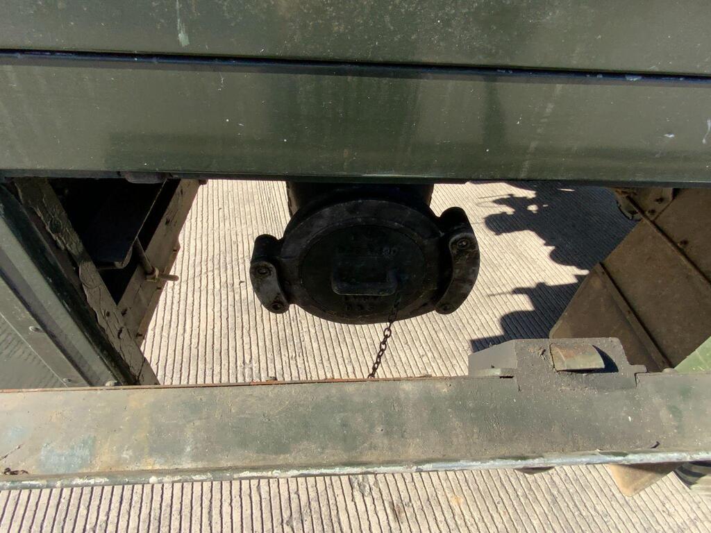 Bedford Green Goddess Fire Engine (ST23480)