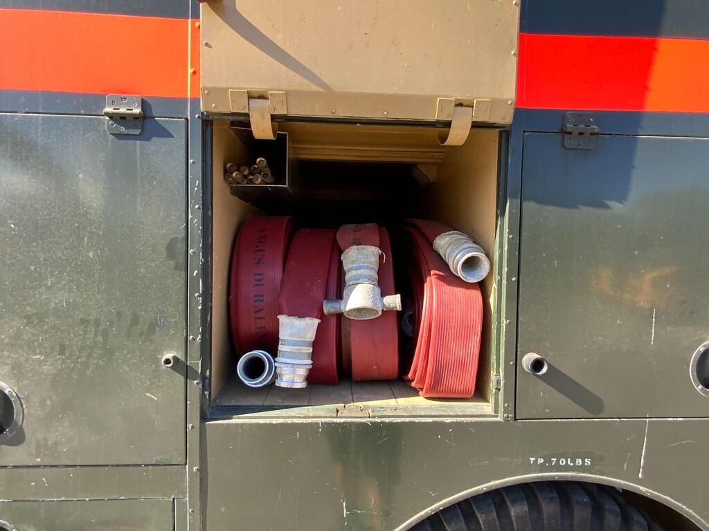 Bedford Green Goddess Fire Engine (ST23480)