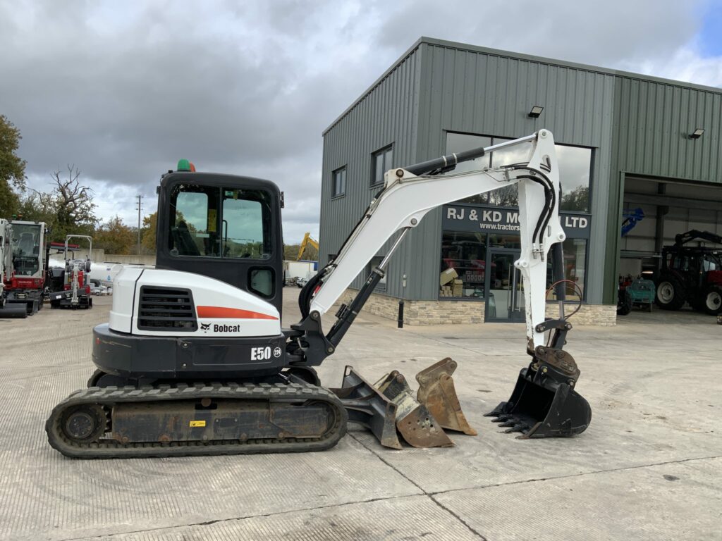 Bobcat E50 Digger (ST24969)