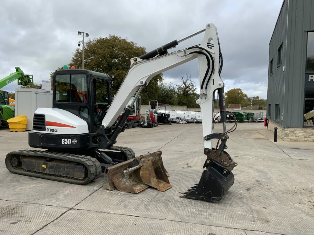 Bobcat E50 Digger (ST24969)
