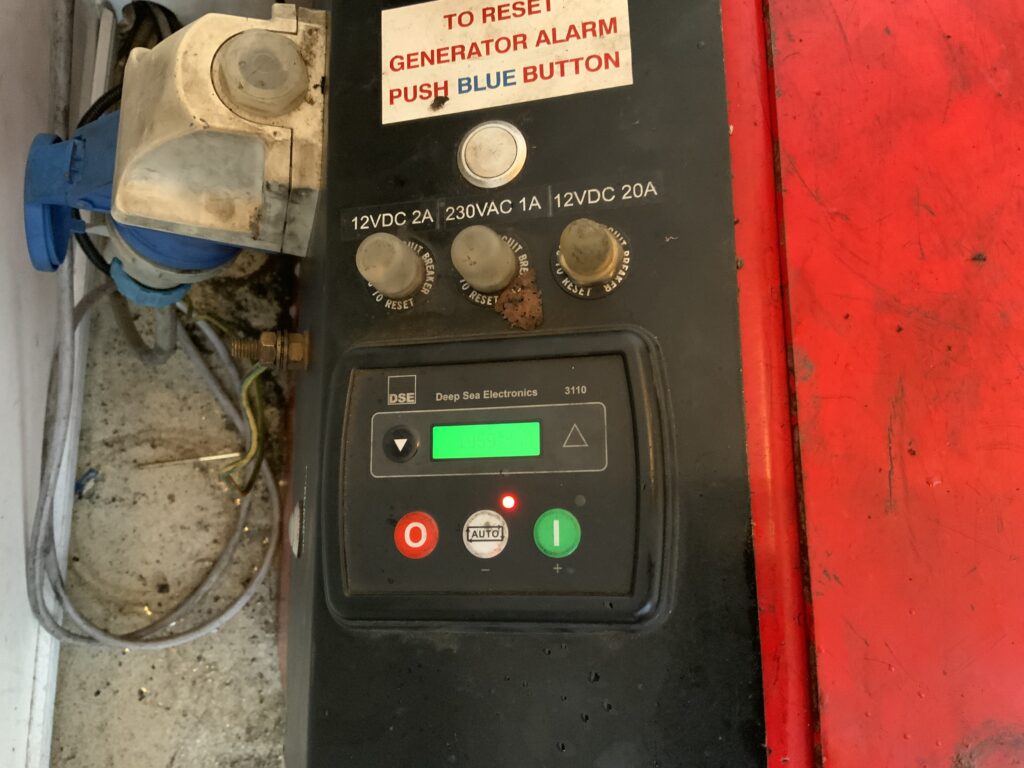 Boss Cabins Ground Hog Welfare Unit (ST25284)