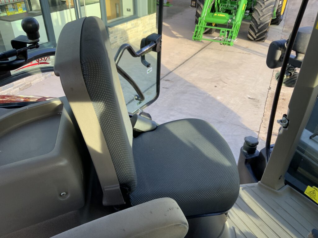 Case Puma 240 CVX Tractor (ST25359)