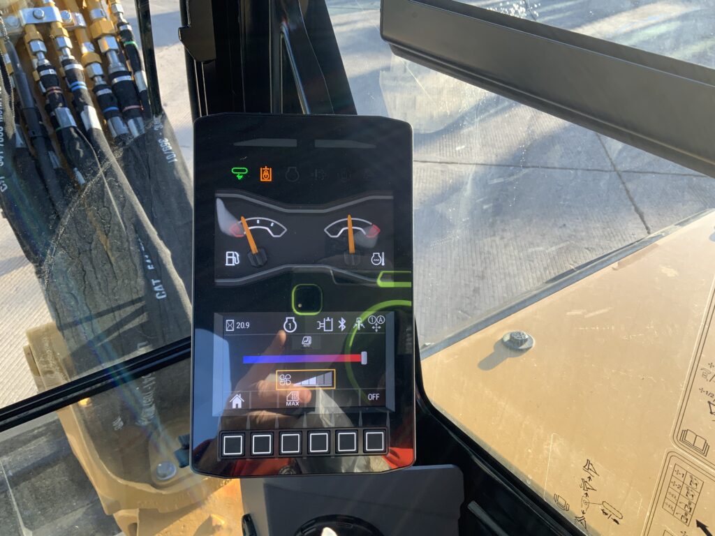 Caterpillar 305CR Digger (ST25350)