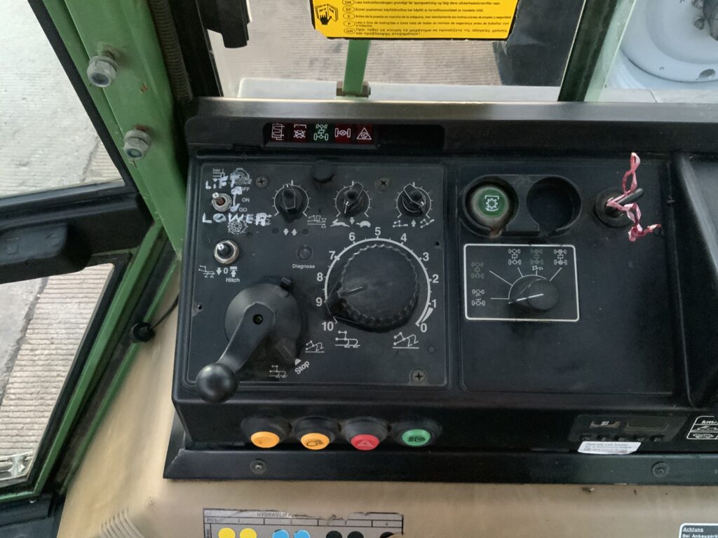 Fendt 395 GT Tool Carrier Tractor (ST25448)