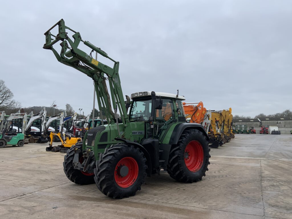 Fendt 716 Tractor (ST25458)
