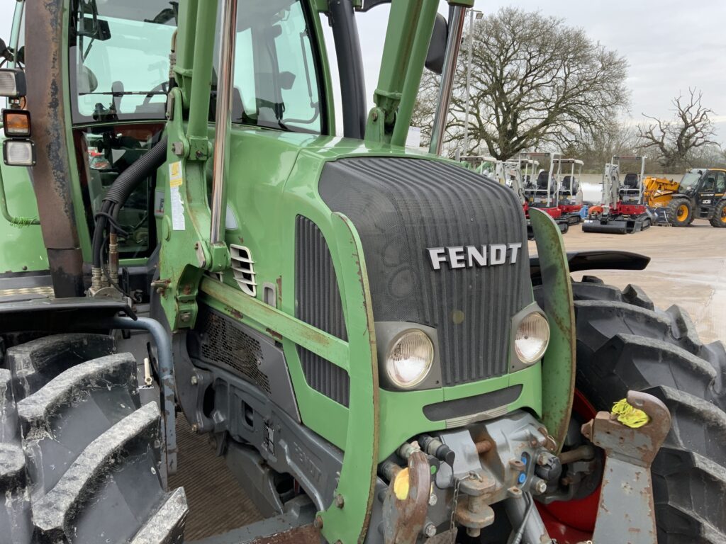 Fendt 716 Tractor (ST25458)