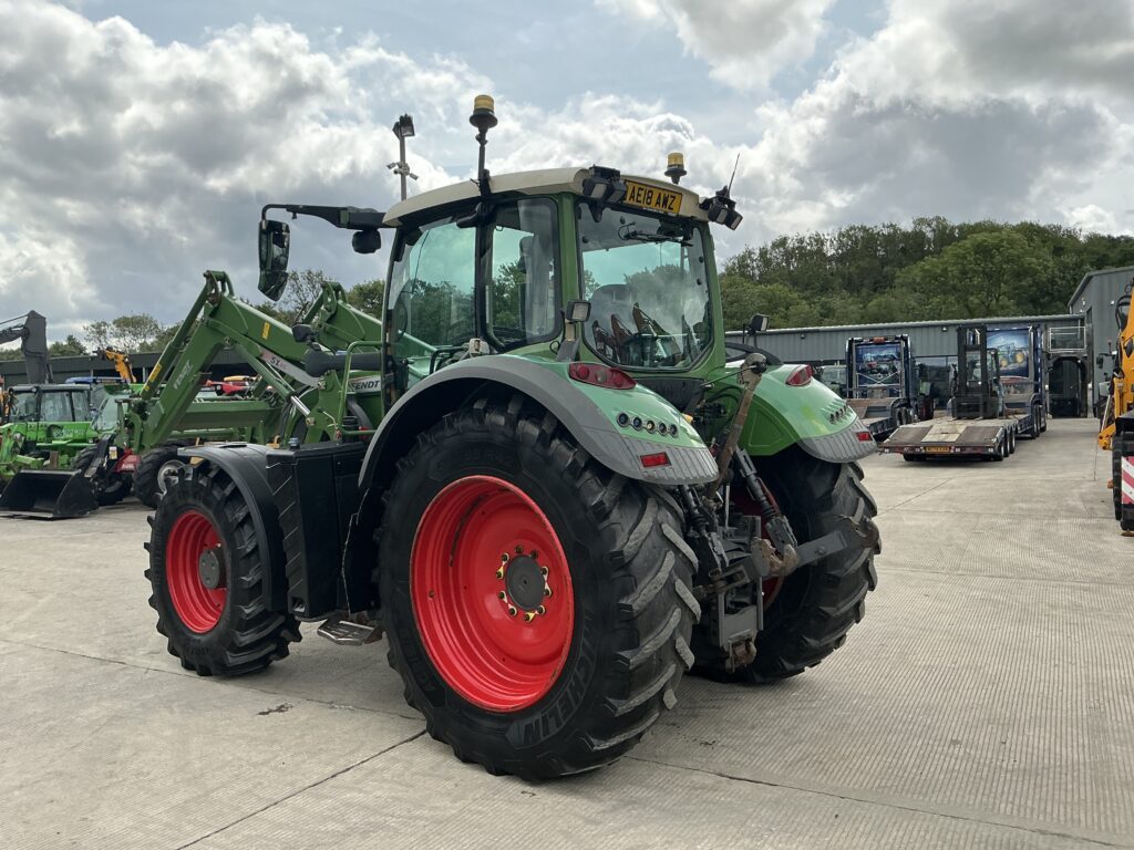 Fendt 724 Power Plus Tractor (ST23425)