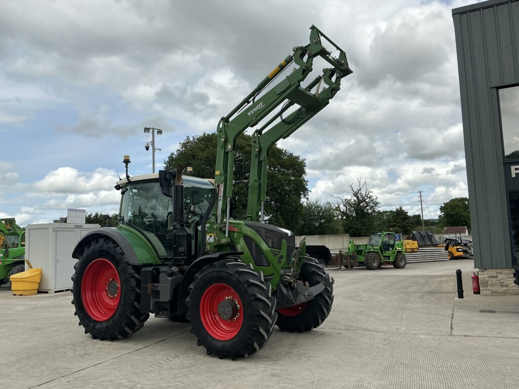 Fendt 724 Power Plus Tractor (ST23425)