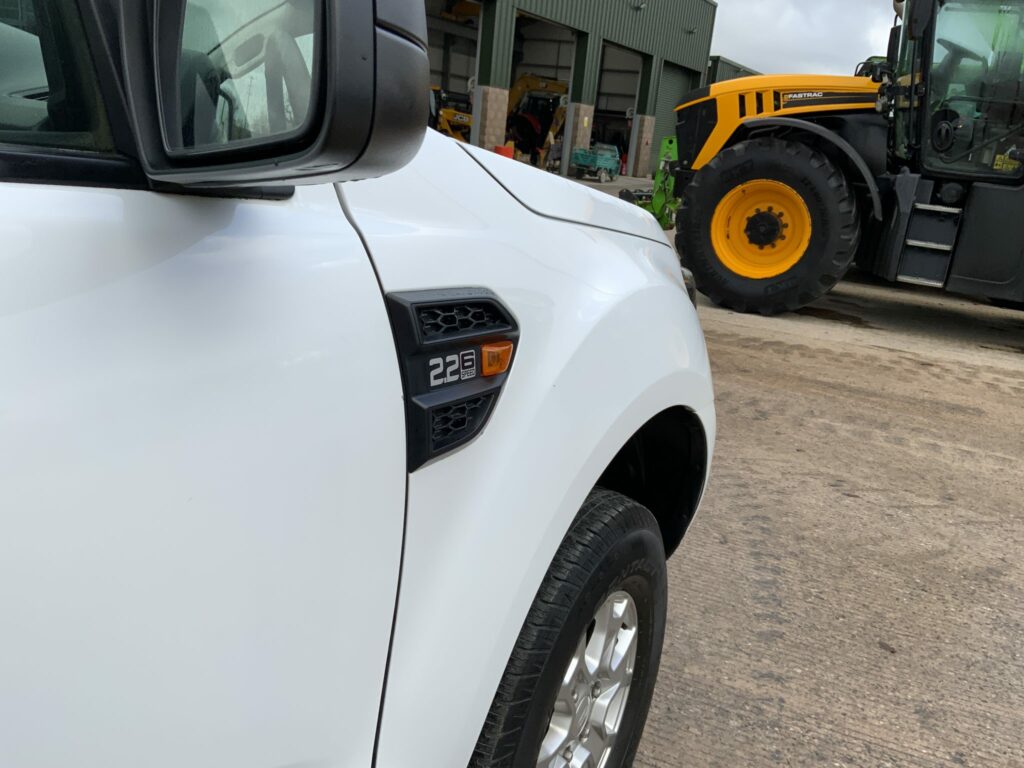 Ford Ranger 2.2 TDCi XL 4WD Euro 5 (s/s) 4dr (Eco Axle) (ST25329)