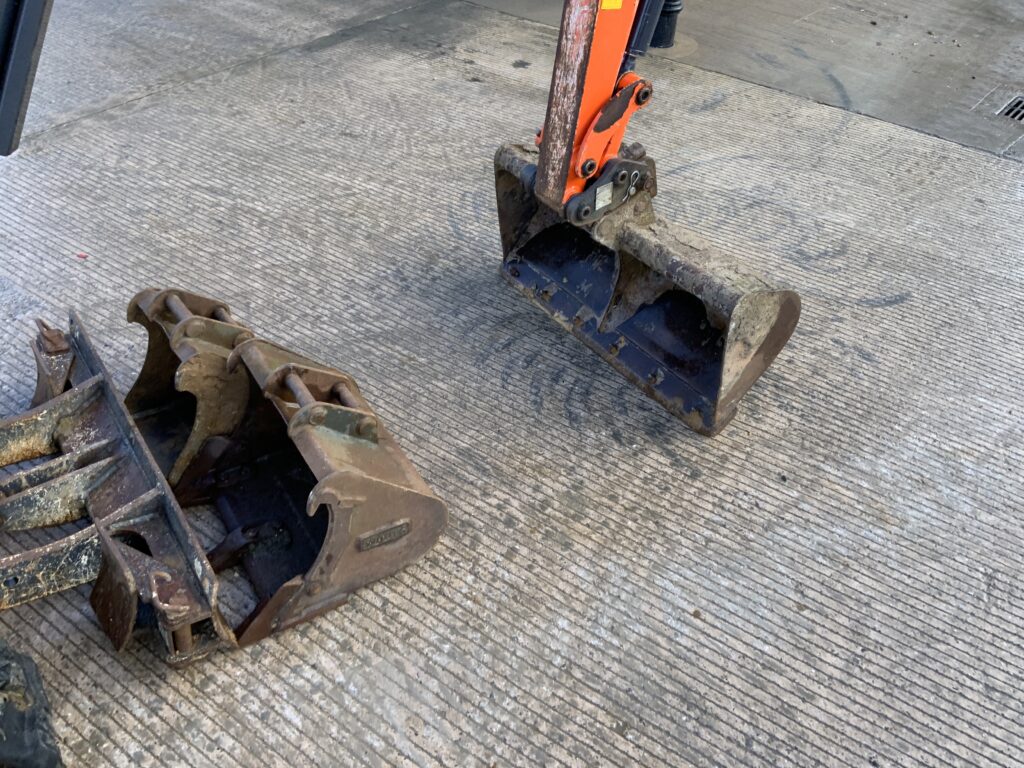 Hitachi Zaxis 19U Digger