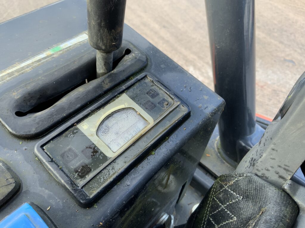 Hitachi Zaxis 19U Digger