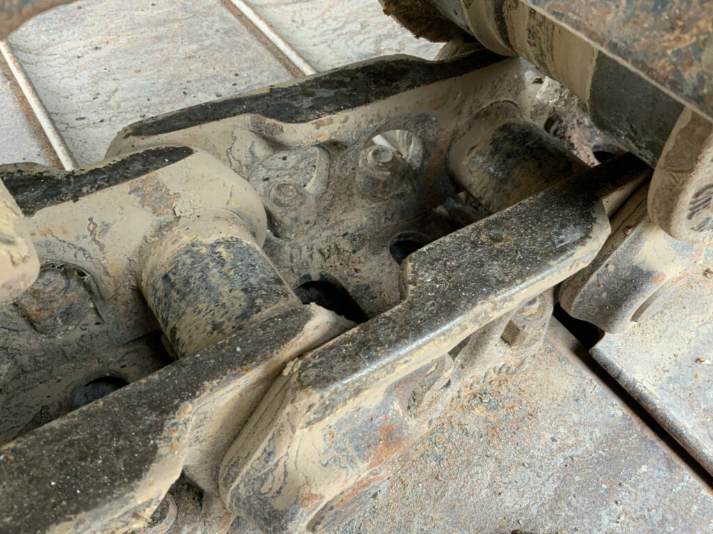 Hyundai HX130A lCR Digger (ST24831)