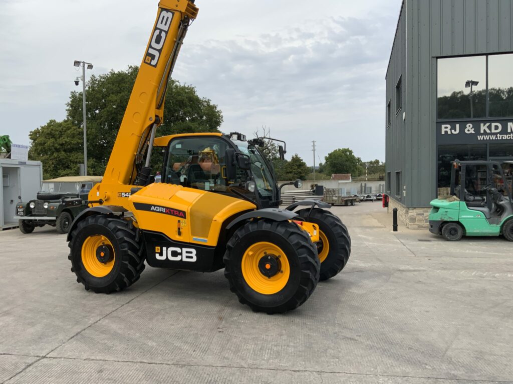 JCB 542-70 Agri Xtra Telehandler (ST24069) JCB 542-70 Agri Xtra Telehandler (ST24069)