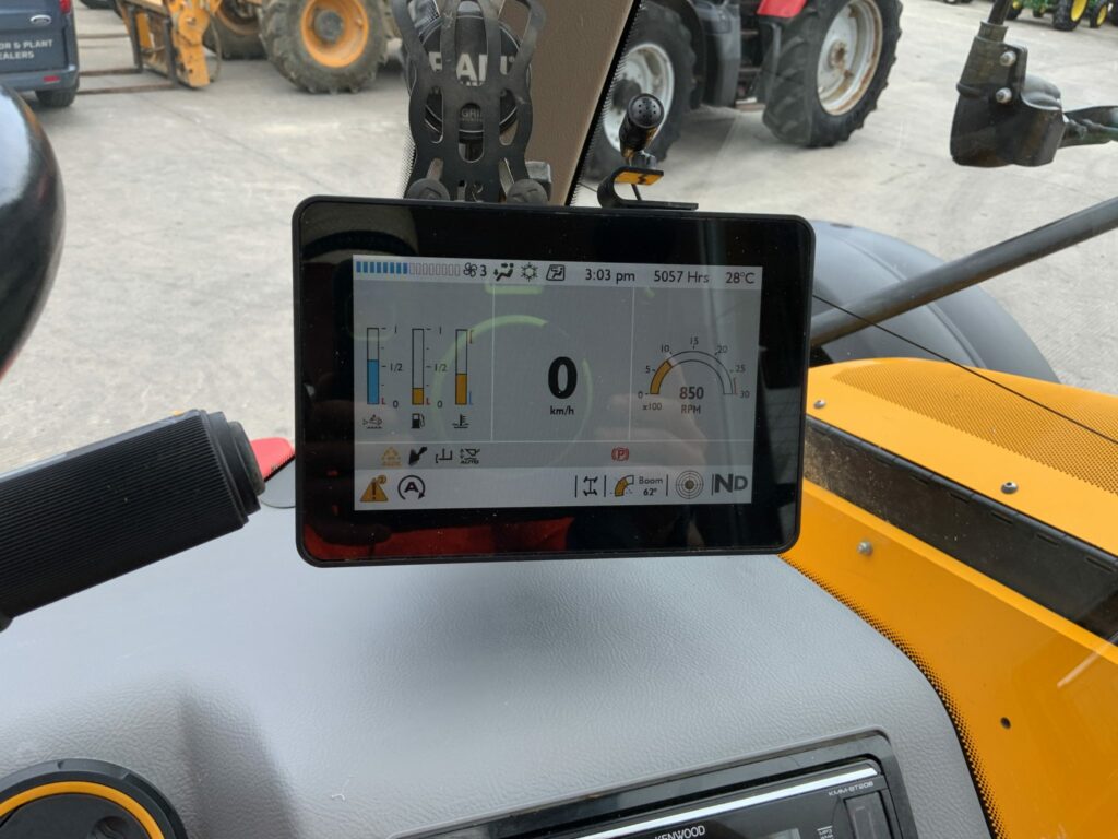 JCB 542-70 Agri Xtra Telehandler (ST24069) JCB 542-70 Agri Xtra Telehandler (ST24069)